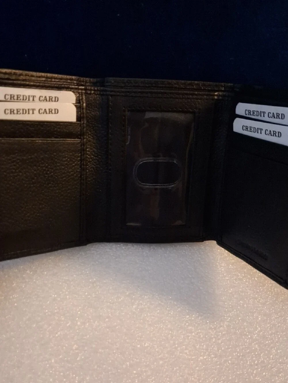 Estalon black leather
